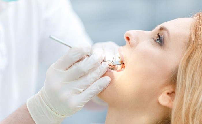 Как лечить десны зубов